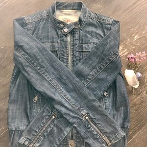 GAP 1969 limited edition